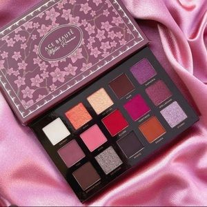 Ace Beauté Mystic Romance Eyeshadow Palette